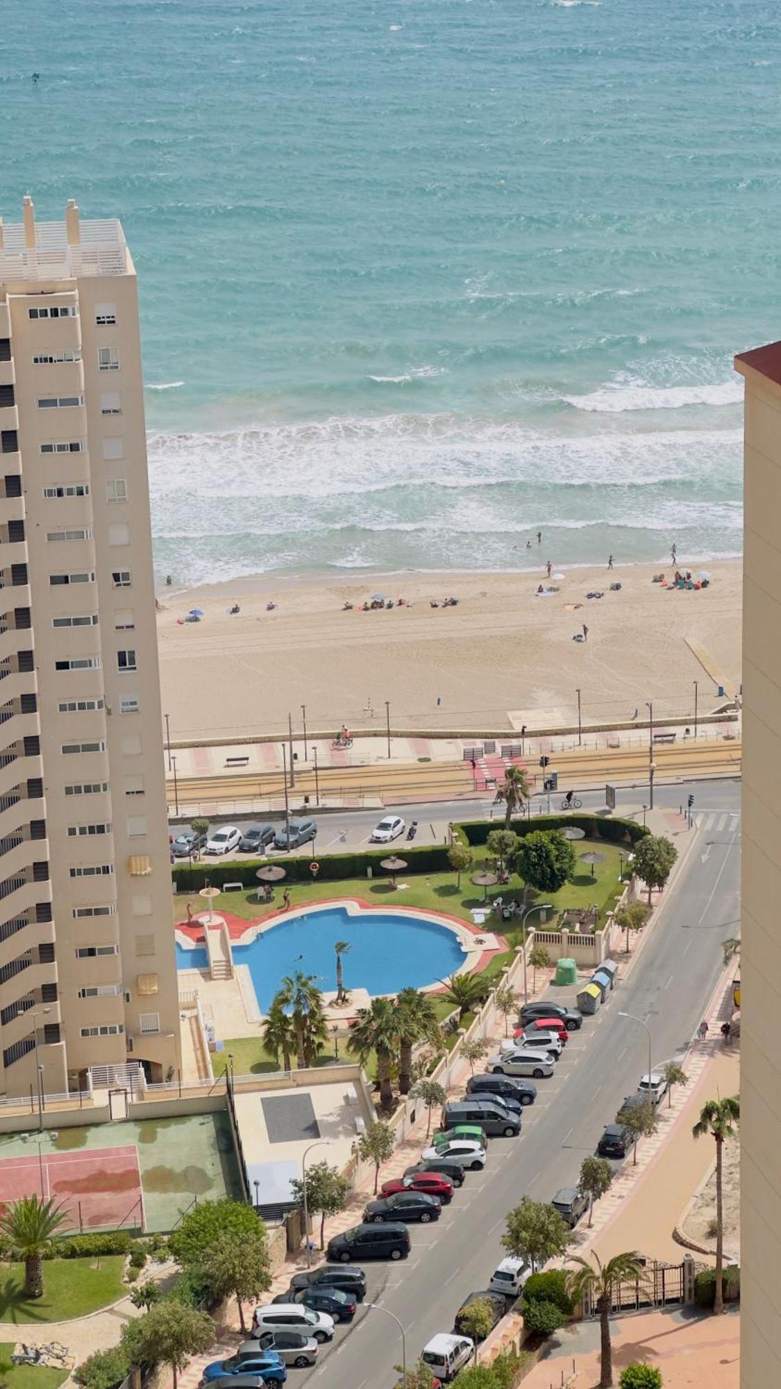Atico A 50M Del Mar. Parking Gratis. A/C Appartement El Campello Buitenkant foto