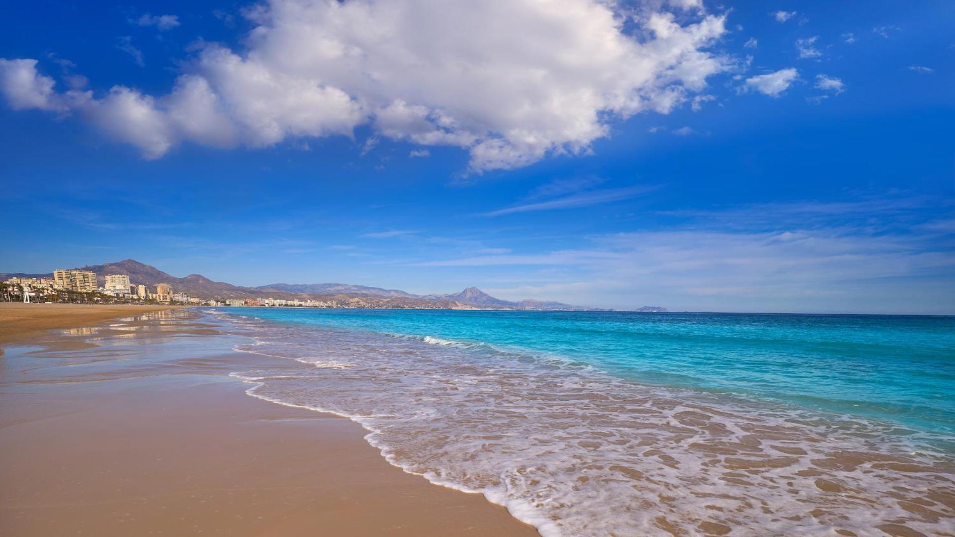 Atico A 50M Del Mar. Parking Gratis. A/C Appartement El Campello Buitenkant foto